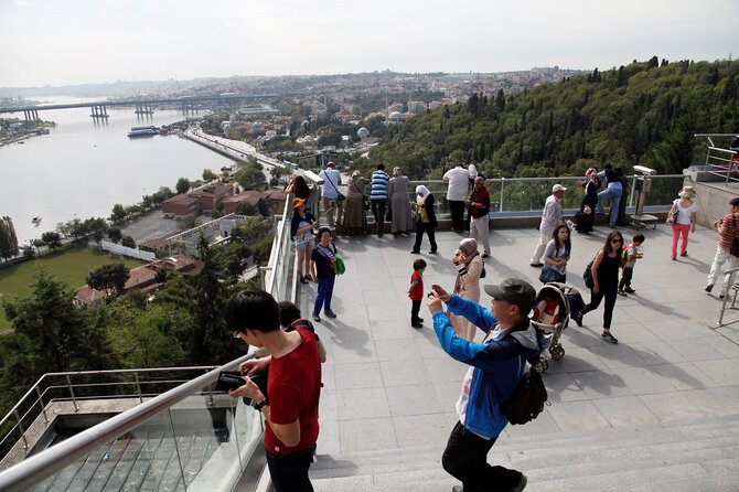 Hagia Sophia, Bosphorus cruise, Blue Mosque, Guided - Small Group - Eyüp Sultan Mosque and a quieter religious stop