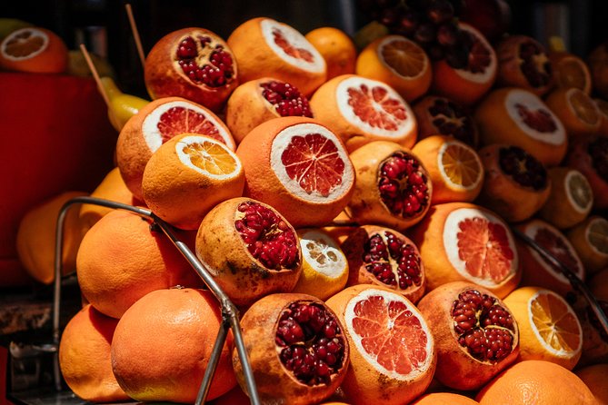 Highlights & Hidden Gems With Locals: Best of Istanbul Private Tour - Why a private walk works well in Istanbul