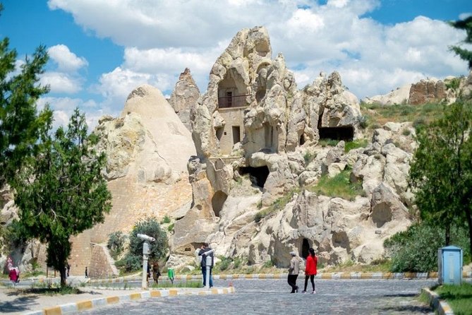 Highlights of Cappadocia from Istanbul - Entering Özkonak or Kaymaklı Underground City