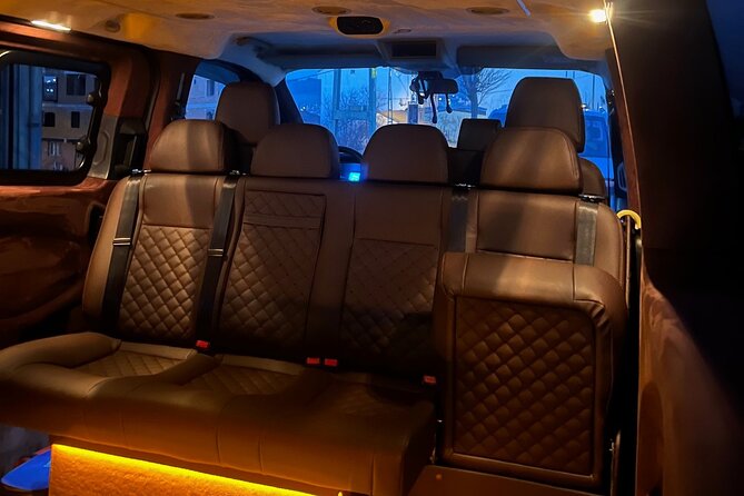 IST Airport to City Center or vice versa !! - Sedan or Minivan for Groups of Five