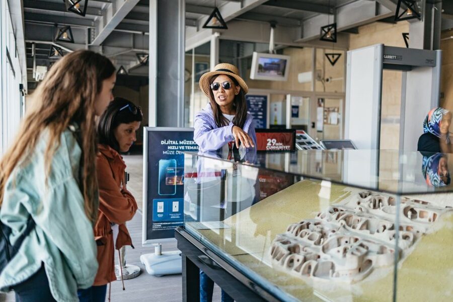 Istanbul: 2-Day Cappadocia Trip with Flights and Cave Hotel - Goreme Panorama and Uchisar Castle