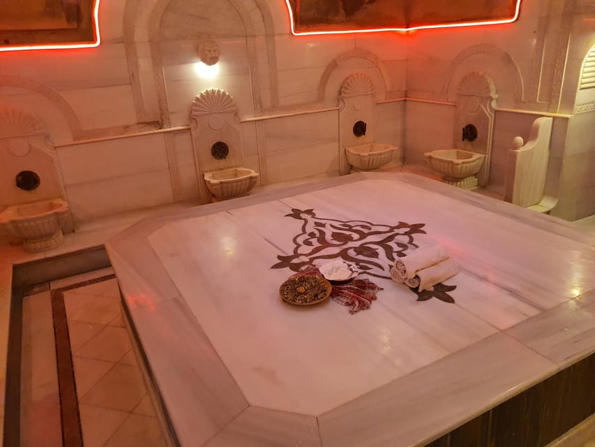 Istanbul: Acemoglu Historical Turkish Bath w/Private Options - Entering a 15th-century Istanbul hammam