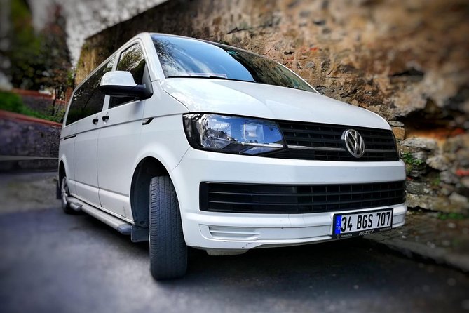 İstanbul Airport Transfer - WhatsApp contact and flight monitoring