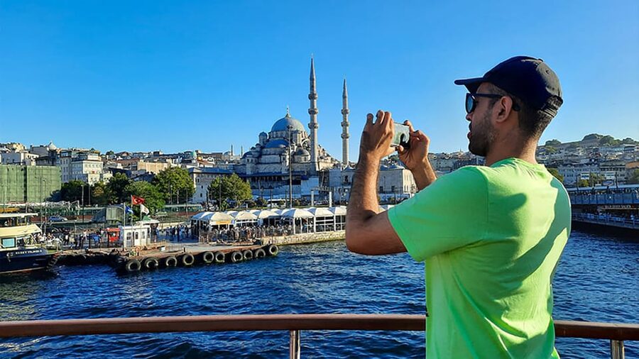 Istanbul: Asian Side Walking Tour with Ferry Ride - Sunset views from the Asian shore