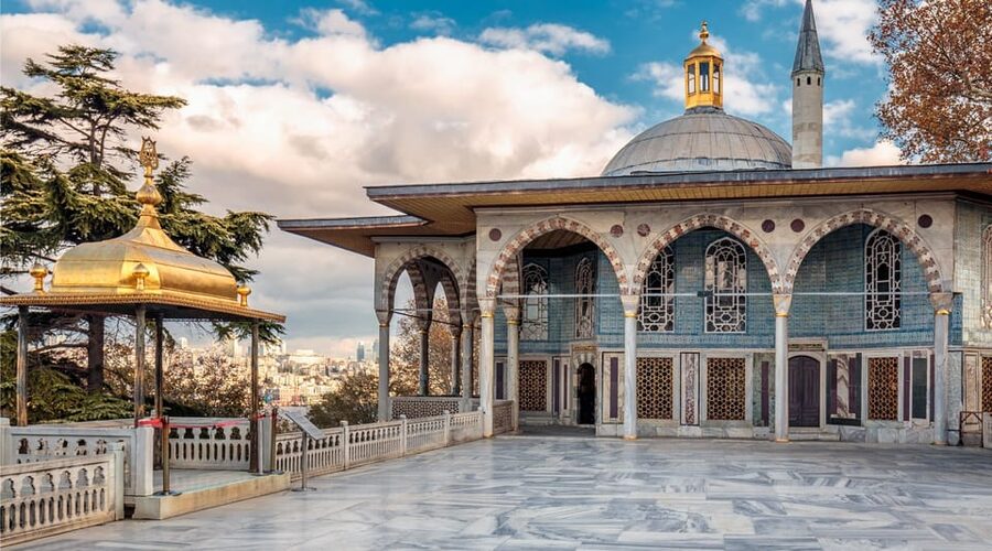 Istanbul: Basilica Cistern & Topkapi Palace Combo Ticket - Key points to know before booking