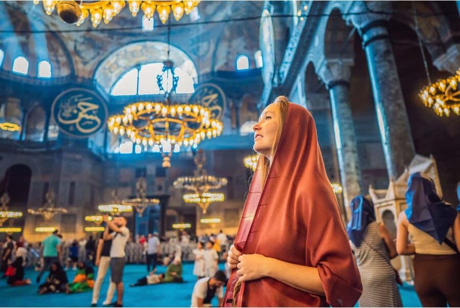 Istanbul: Blue Mosque and Hagia Sophia Tour w/Entry Tickets - Starting beside the German Fountain
