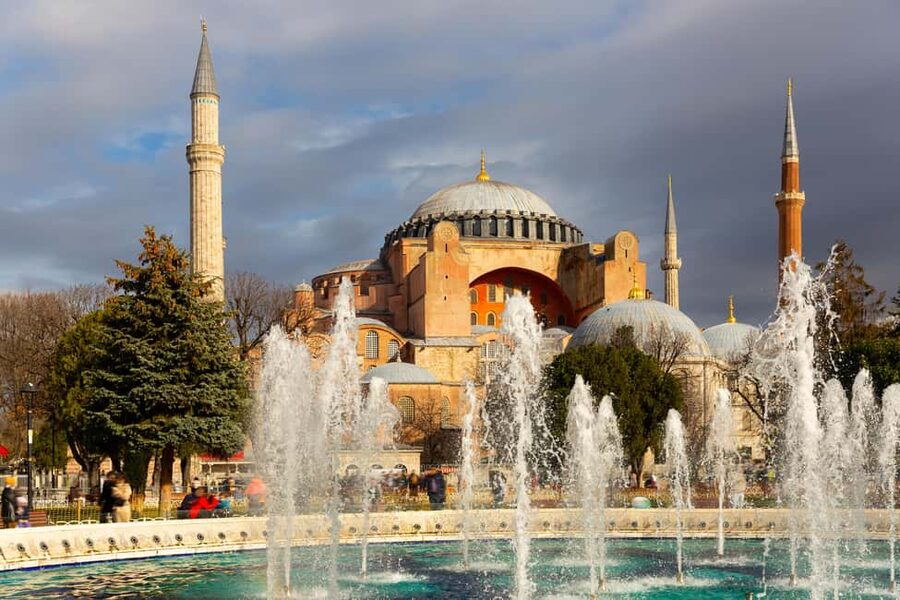 Istanbul: Blue Mosque and Hagia Sophia Tour w/Entry Tickets - The Hippodrome and its surviving obelisks