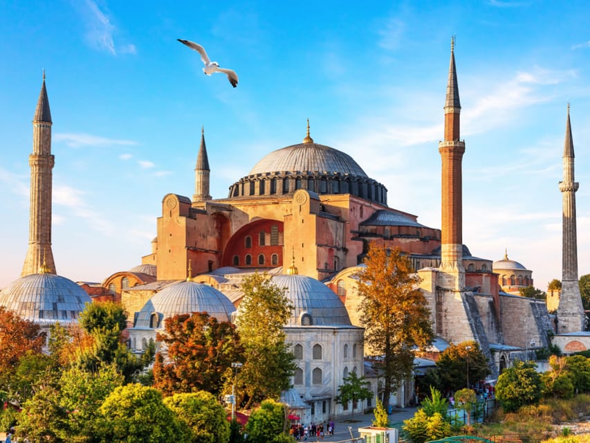 Istanbul: Blue Mosque, Basilica Cistern, & Hagia Sophia Tour - Who should choose this tour