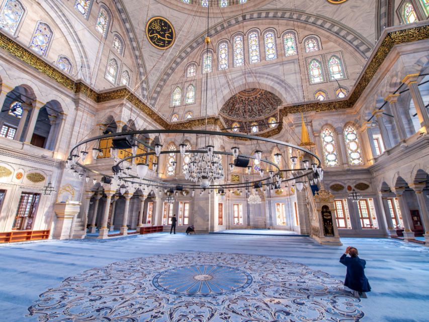Istanbul: Blue Mosque Guided Tour - How much value do you get for $19?