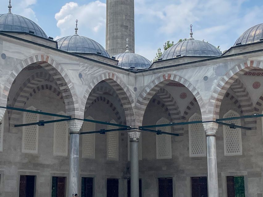 Istanbul: Blue Mosque Guided Tour - Inside the Sultan Ahmed Mosque