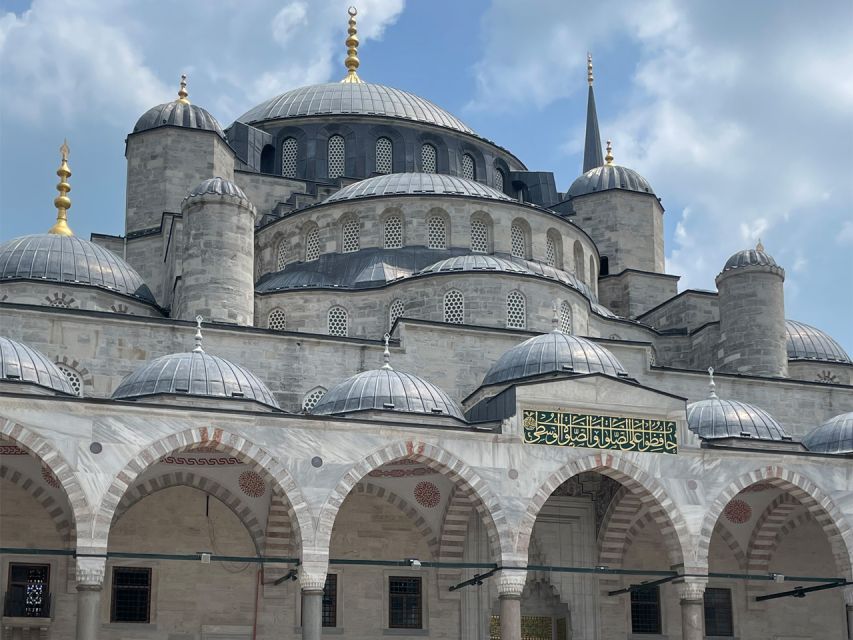 Istanbul: Blue Mosque Guided Tour - The blue Iznik tiles and details you might miss