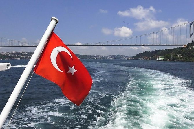 Istanbul Boat Cruise and Dolmabahce Palace & Two Continents - Lunch and the unwanted leather stop