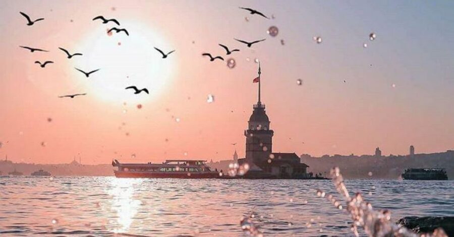 Istanbul: Bosphorus And Golden Horn Morning or Sunset Cruise - Why Istanbul makes more sense from the water
