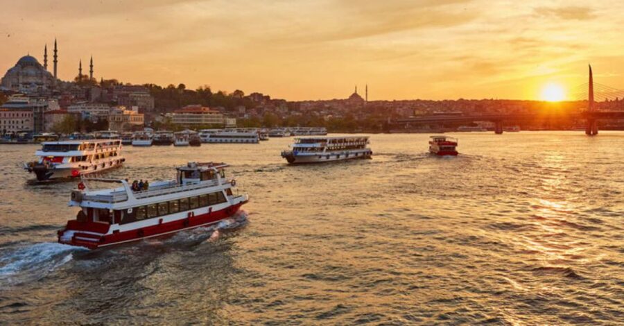 Istanbul: Bosphorus And Golden Horn Morning or Sunset Cruise - Rumeli Hisarı and the northern Bosphorus