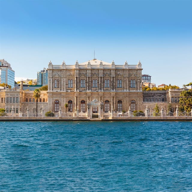 Istanbul: Bosphorus Cruise from Europe or Asia & Audio Guide - Küçüksu, Beylerbeyi, and the Asian shore