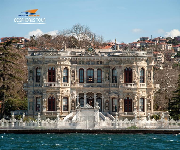 Istanbul: Bosphorus Cruise from Europe or Asia & Audio Guide - Choosing between Kabataş and Üsküdar