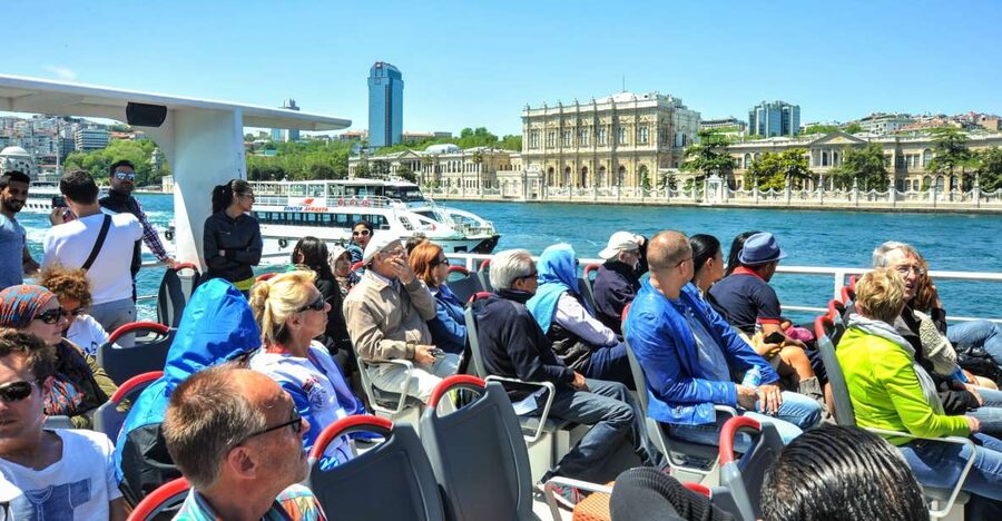 Istanbul: Bosphorus Cruise w/Audio Guide and Sunset Option - Key points to know before boarding