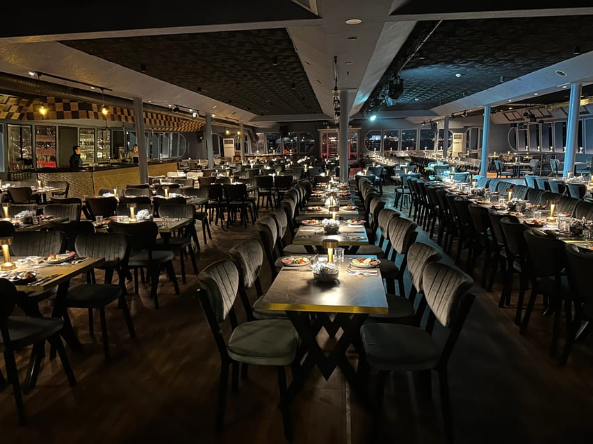 Istanbul: Bosphorus Cruise with Dinner Show - Dinner, drinks, and the private table