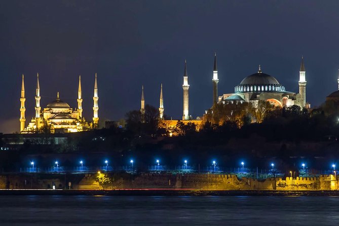 Istanbul Bosphorus Dinner Cruise and Turkish Night Show with DJ - Turkish night show and the late DJ set