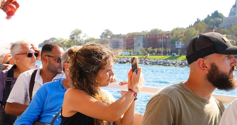 Istanbul: Bosphorus & Golden Horn Cruise Daytime or Sunset - Who will get the most from this cruise?