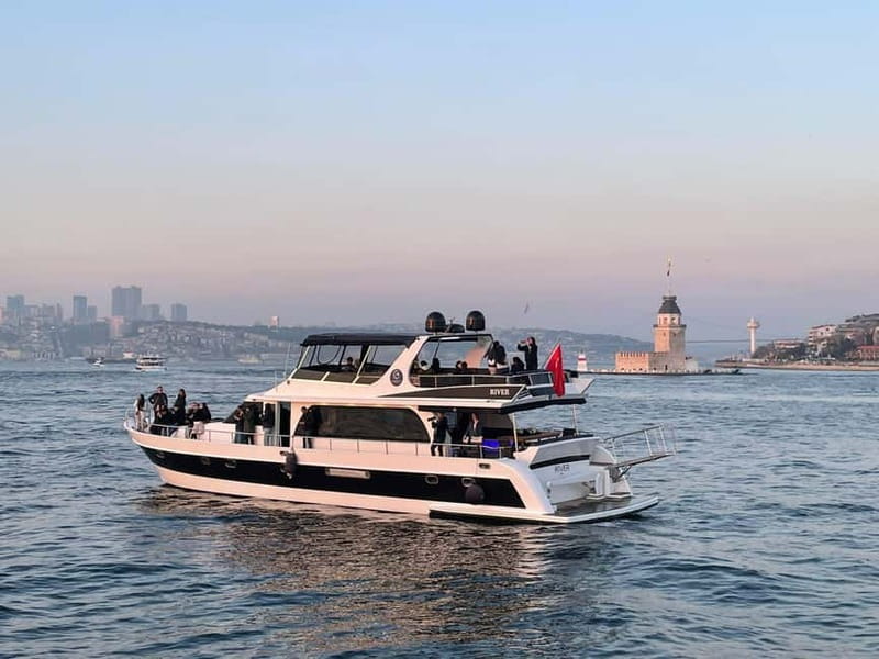 Istanbul: Bosphorus Sunset or Night Yacht Cruise & Transfers - What the two-hour yacht ride is actually like