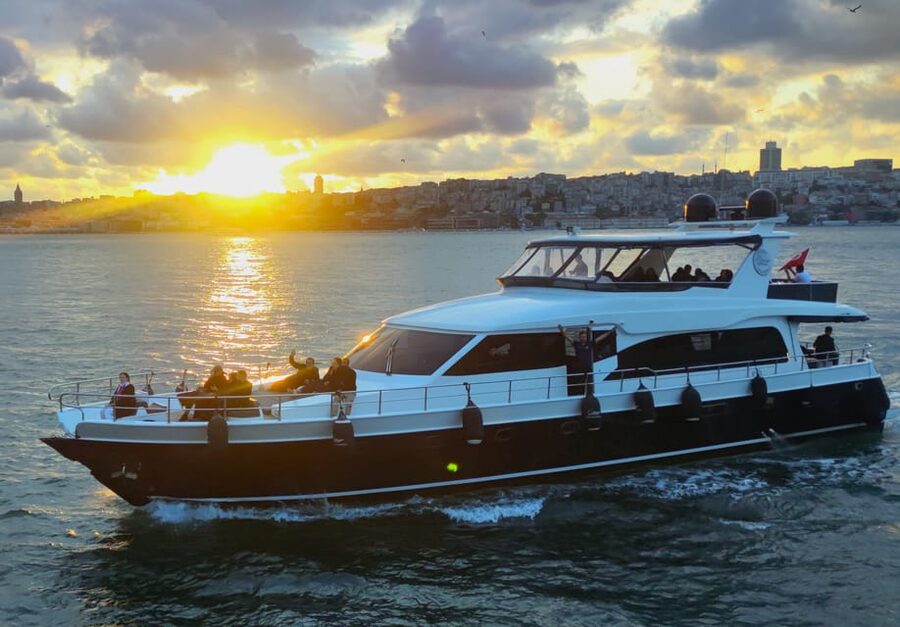 Istanbul: Bosphorus Sunset Yacht Cruise with Live Guide - Ciragan Palace, Ortakoy, And The First Bridge