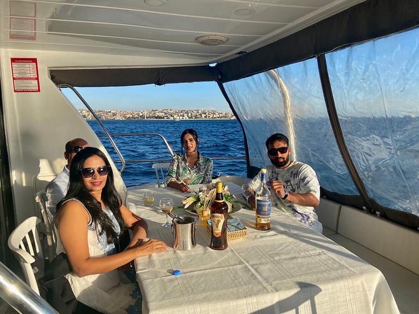 Istanbul: Bosphorus Yacht Cruise at Sunset with Snacks - The small-group advantage, and its limits