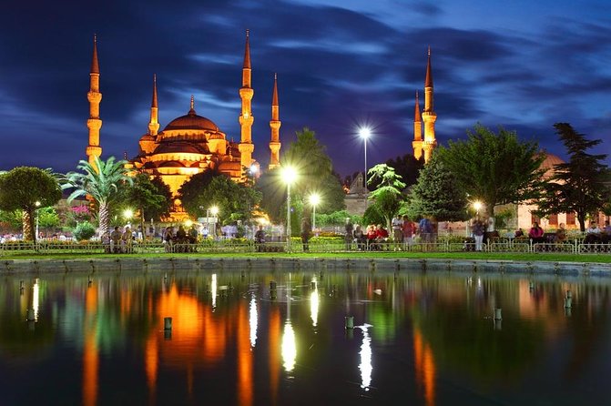 Istanbul by Night: Turkish Dinner and Show - A four-hour night on the Bosphorus