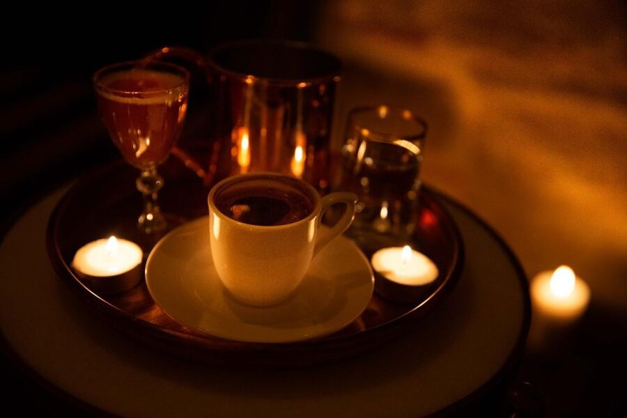 Istanbul: Cagaloglu Hamam Experience - Cooling down with tea and sherbet
