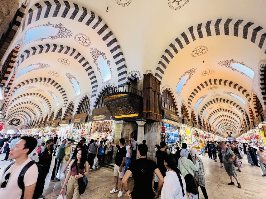 Istanbul: City Highlights Group Tour with Hagia Sophia Entry - Guide quality and group atmosphere