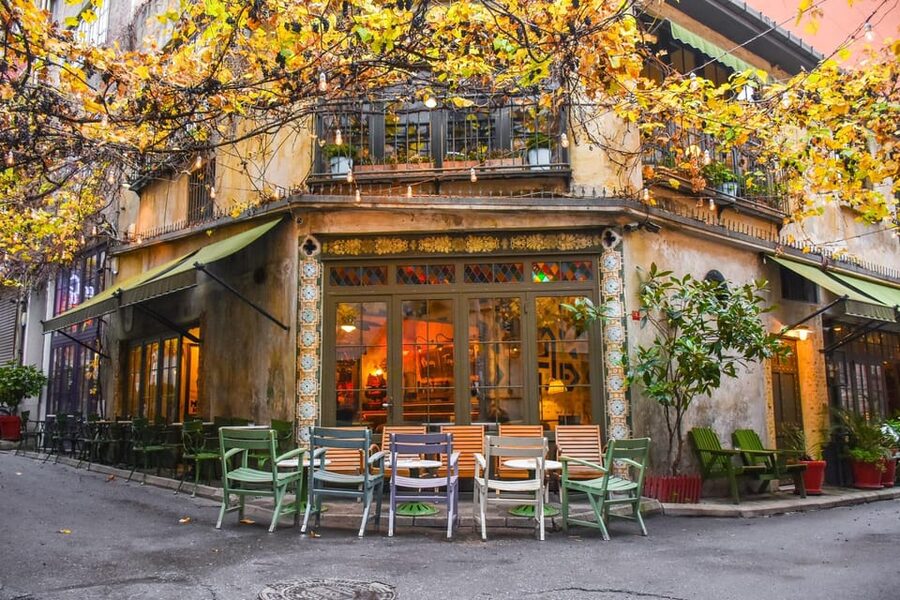 Istanbul: Colorful Fener & Balat Walking Tour w/Expert Guide - Why Fener and Balat feel different from central Istanbul