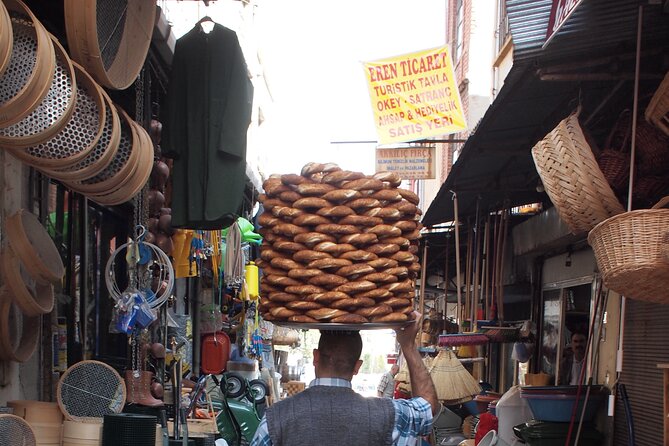 Istanbul Culinary Secrets of the Old City - Why this Istanbul food walk feels different