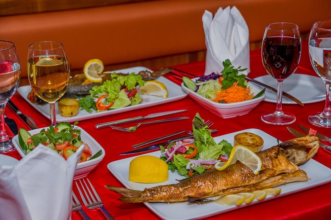 ISTANBUL: Dinner Cruise On The Bosphorus with Turkish night show - Dinner: useful, filling, and not always the highlight