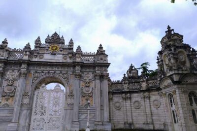 Dolmabahce Palace and Harem Skip-the-Line Ticket