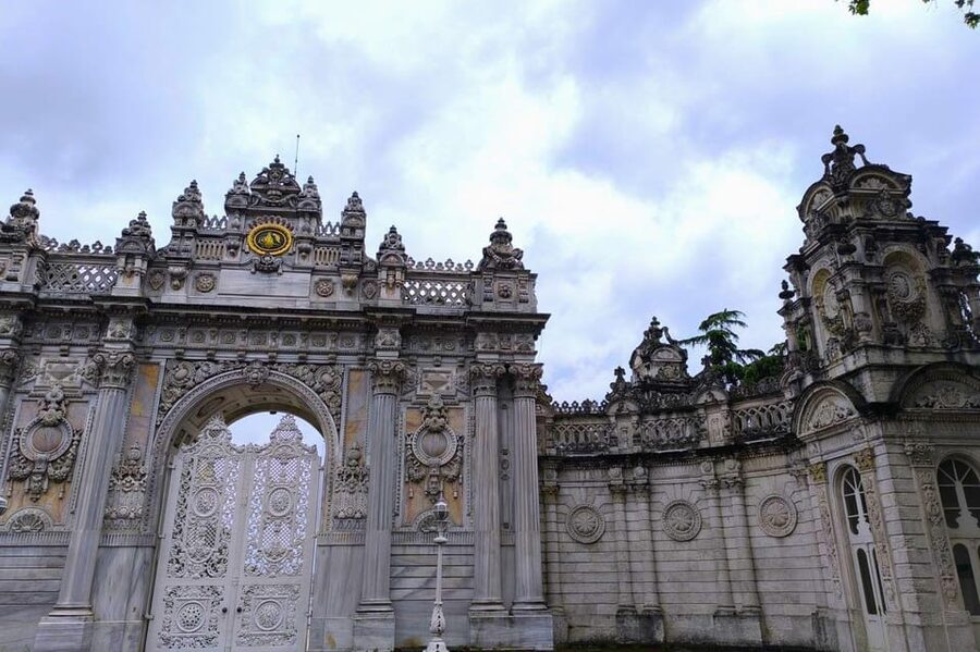 Istanbul: Dolmabahce Palace and Harem Skip-the-Line Ticket - Getting inside with the electronic ticket
