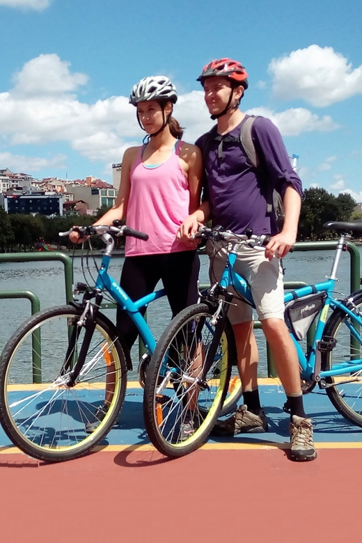Istanbul: Eurasia Bike & Boat Half-Day Tour - Uskudar to Fenerbahce Park, the main ride