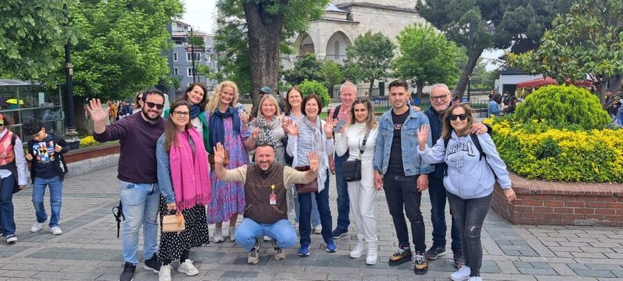 Istanbul: Full-Day City Highlights Tour with Lunch - Key points to know before booking