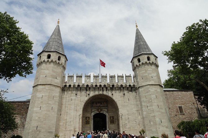 Istanbul: Full-Day Tour with Top Attractions from Hotels or Port - Walking, trams, and pickup details