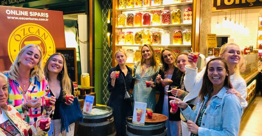 Istanbul: Guided Food and Culture Tour - Key points at a glance