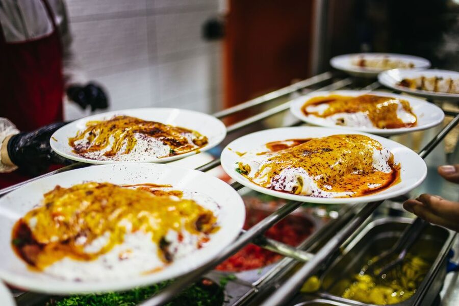 Istanbul: Guided Food and Culture Tour - Kadıköy Çarşı: market food and local shopping streets