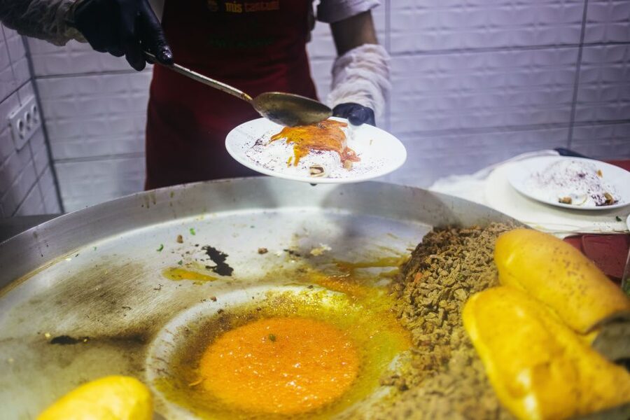 Istanbul: Guided Food and Culture Tour - Kurdish food from southeast Turkey