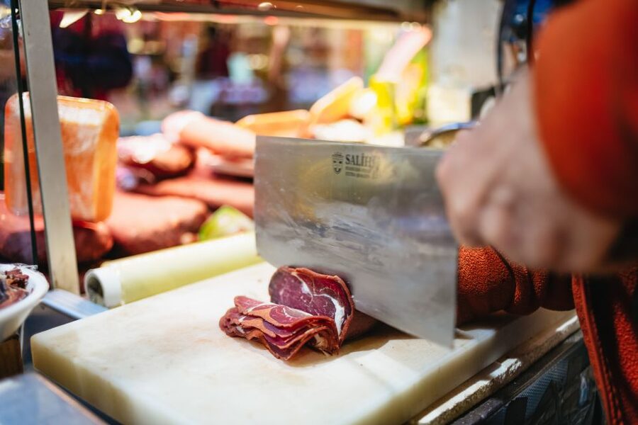 Istanbul: Guided Food and Culture Tour - How much food and value do you get for $136?