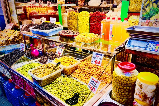 Istanbul Guided Street Food Tour Around European and Asian Sides - Why this food tour gives you more than a meal