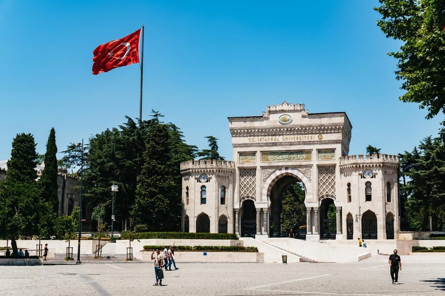 Istanbul: Hagia Sophia, Blue Mosque, Suleymaniye Mosque Tour - Why this four-hour route works