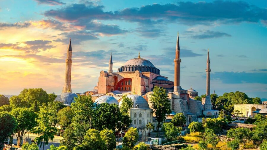 Istanbul: Hagia Sophia Guided Tour with Skip-the-Ticket-Line - The ticket shortcut, and the cost you need to budget
