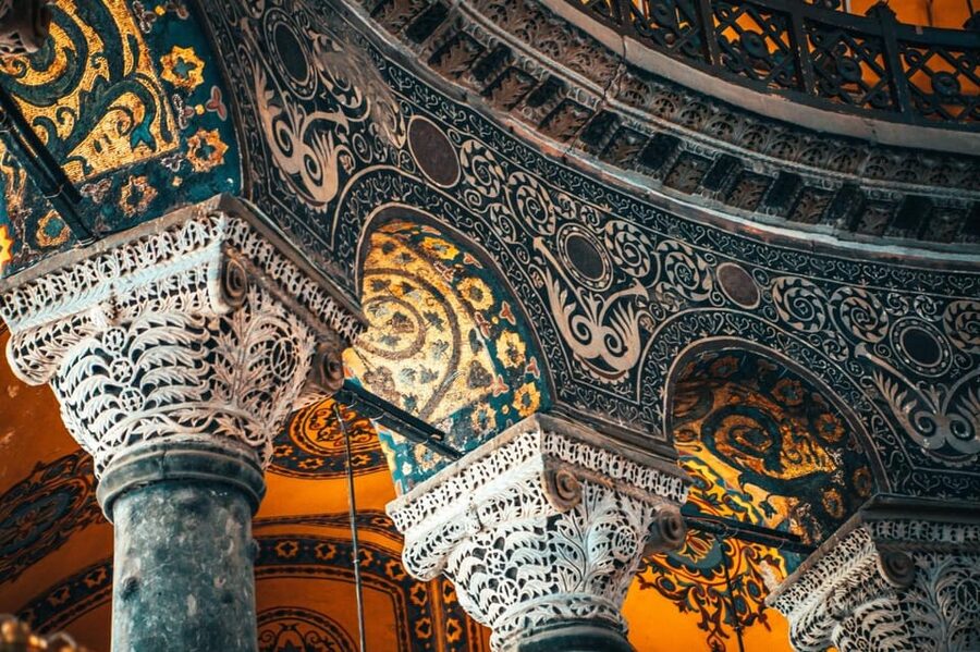 Istanbul: Hagia Sophia Skip-the-Ticket Line & Audio Guide - Finding the correct entrance near Topkapi Palace