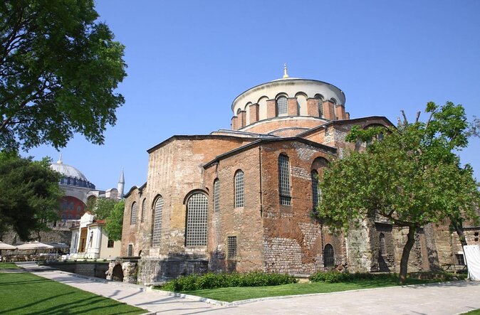 Istanbul Heritage Tour - Incl. Lunch - Hagia Sophia and the Blue Mosque begin the morning