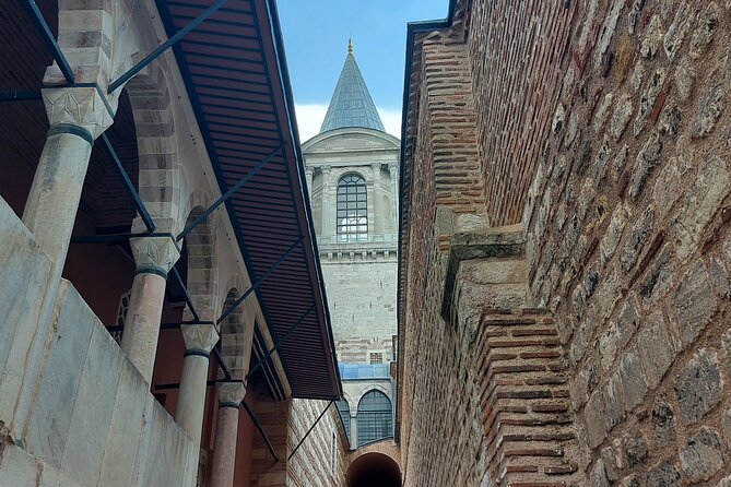Istanbul Highlights! Blue Mosque, Hagia Sophia, Topkapı and More! - Two hours inside Topkapı Palace