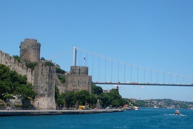 Istanbul Highlights Bosphorus Stops 1 +2 (Europe + Asia) - Dolmabahçe Palace and Ottoman display