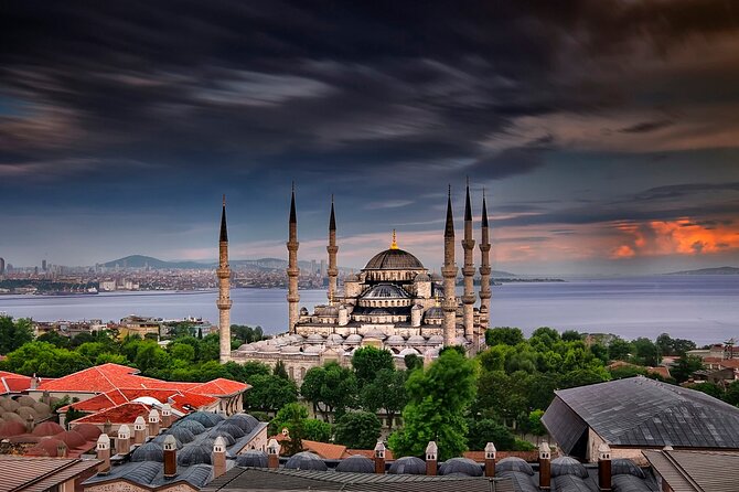 Istanbul Highlights: Guided Tour with Turkish Tea or Coffee - What you get for four hours in Istanbul